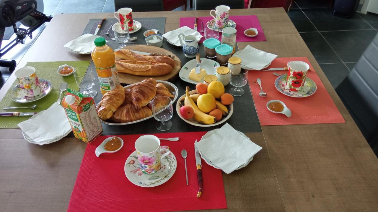 B&B Du Cerisier, Diner Sur Demande Noyers  Dış mekan fotoğraf